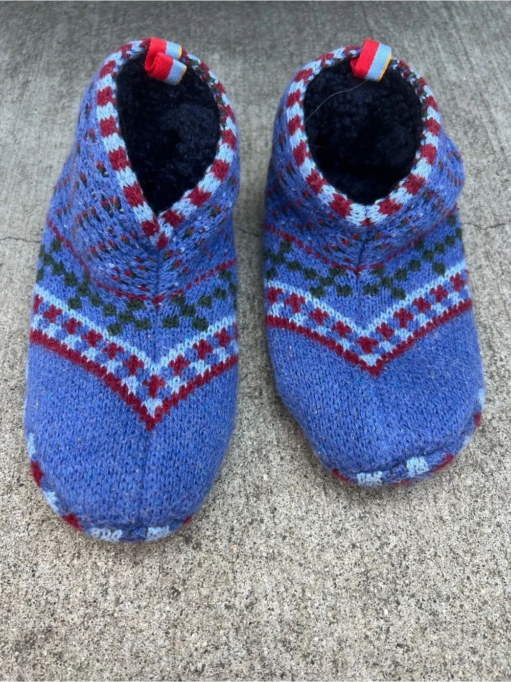Bombas Blue Knit Kids Slippers with Red and Green Accents